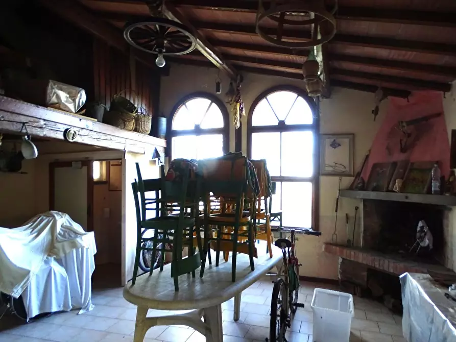 Immagine 61 di Villa in vendita  a San Miniato