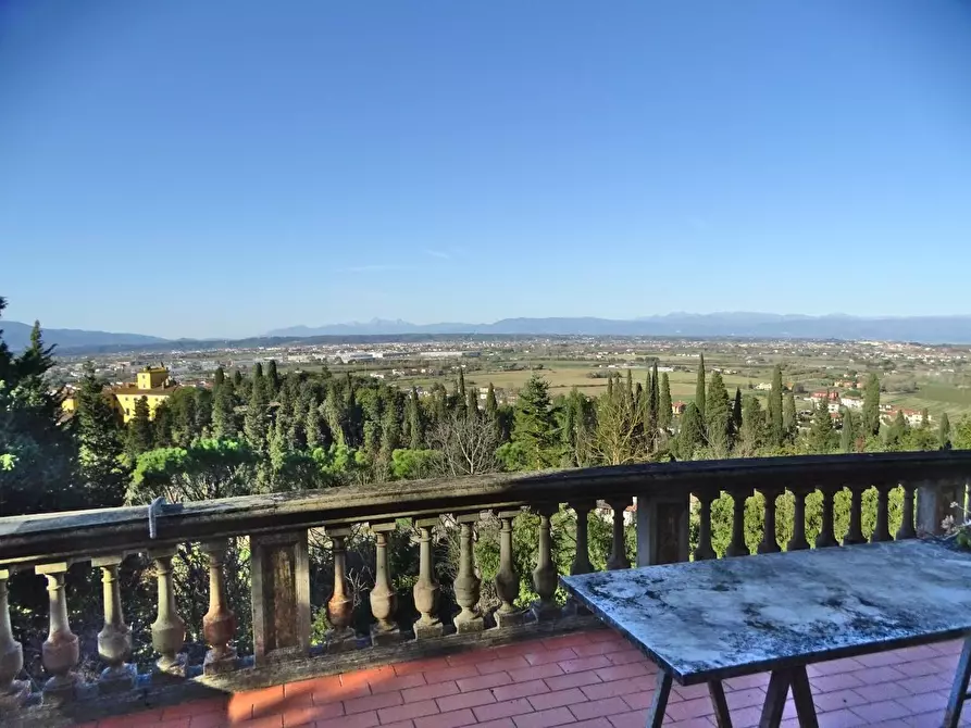 Immagine 31 di Villa in vendita  a San Miniato
