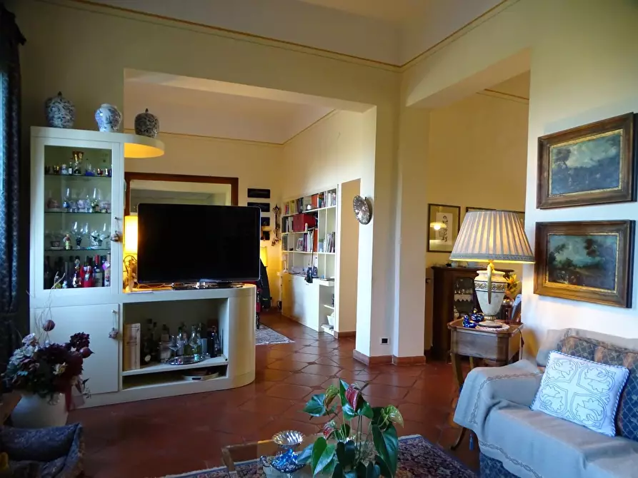 Immagine 5 di Villa in vendita  a San Miniato