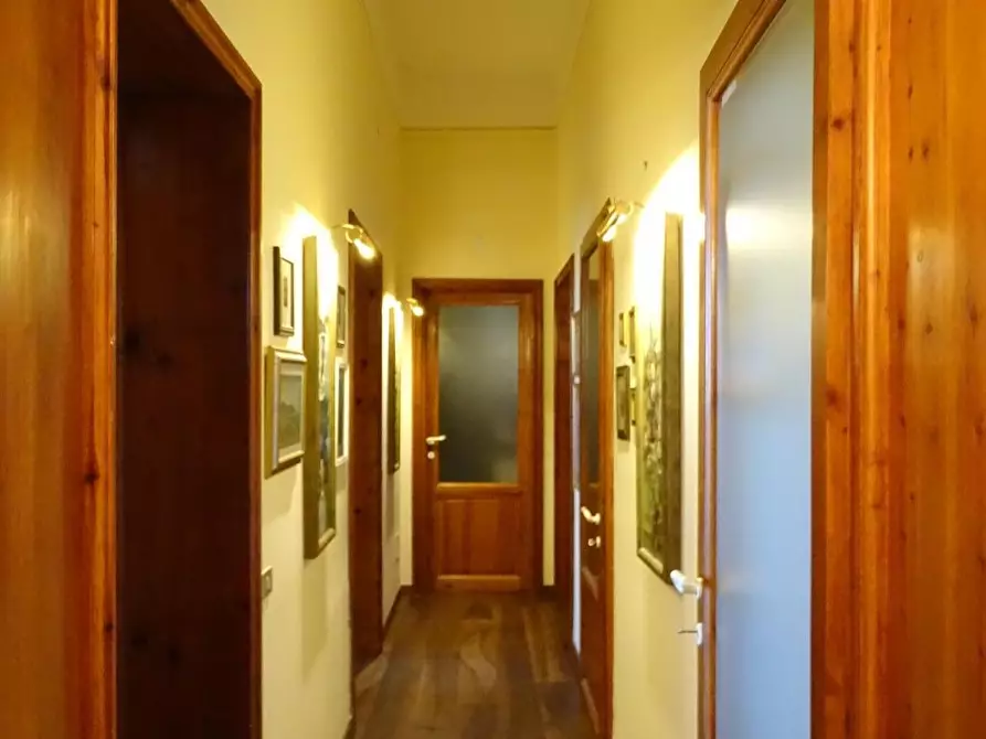 Immagine 12 di Villa in vendita  a San Miniato