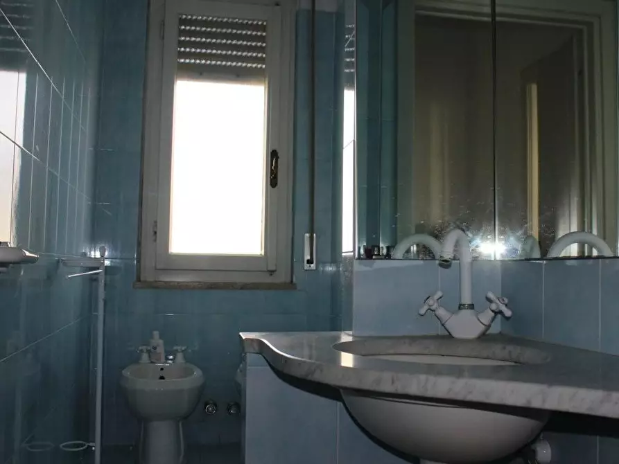 Immagine 28 di Villa in vendita  a Cecina