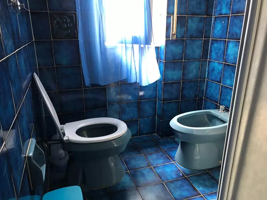 Immagine 19 di Appartamento in vendita  a Livorno