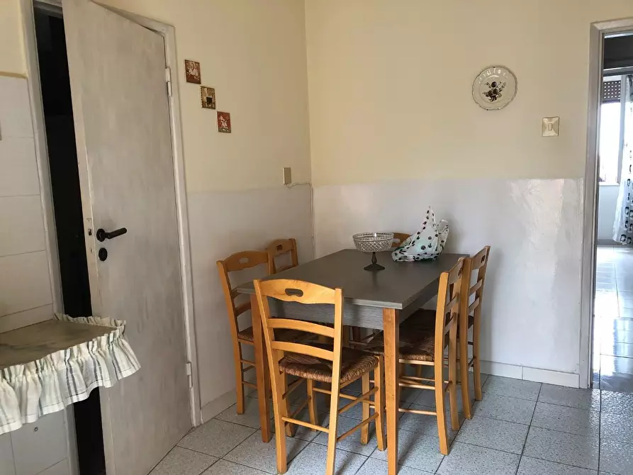 Immagine 7 di Appartamento in vendita  a Livorno