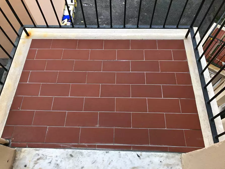 Immagine 5 di Appartamento in vendita  a Livorno