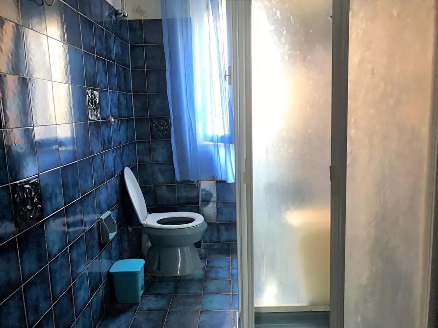 Immagine 18 di Appartamento in vendita  a Livorno