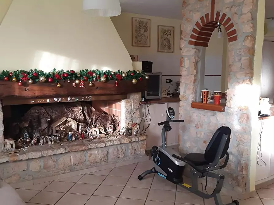 Immagine 19 di Casa quadrifamiliare in vendita  a Carrara