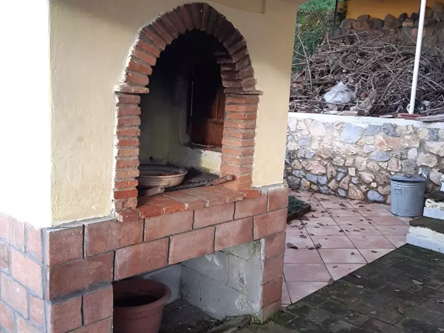 Immagine 23 di Casa quadrifamiliare in vendita  a Carrara