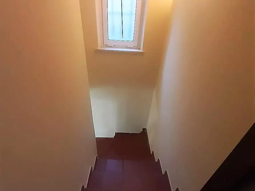 Immagine 15 di Casa quadrifamiliare in vendita  a Carrara