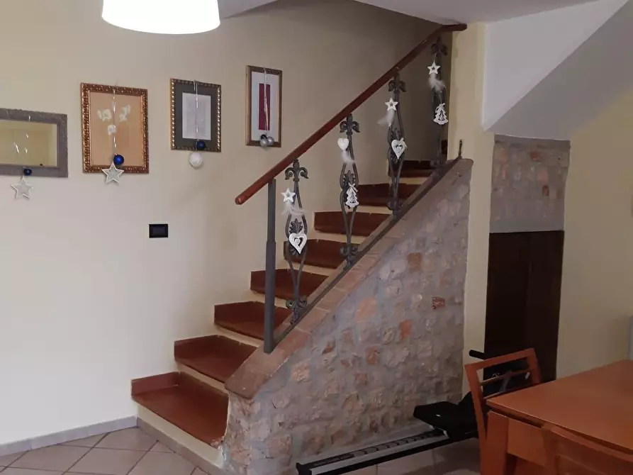 Immagine 16 di Casa quadrifamiliare in vendita  a Carrara