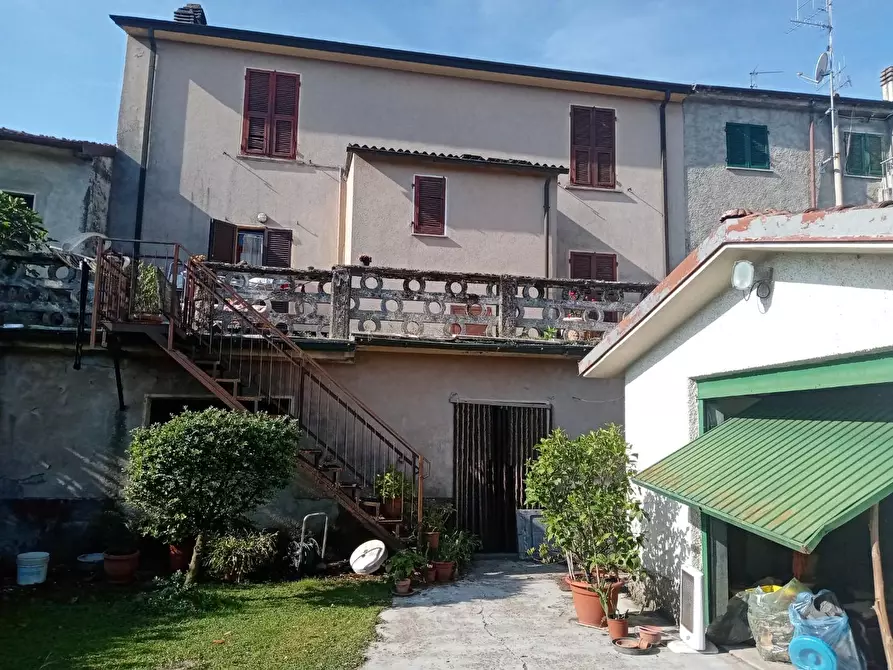 Immagine 1 di Casa semindipendente in vendita  a Licciana Nardi