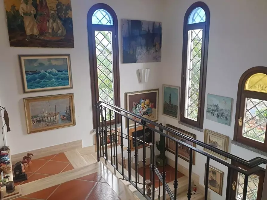 Immagine 12 di Villa in vendita  a Cecina