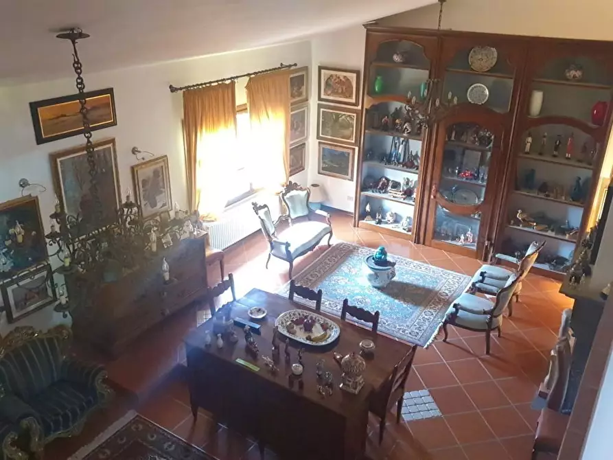 Immagine 8 di Villa in vendita  a Cecina
