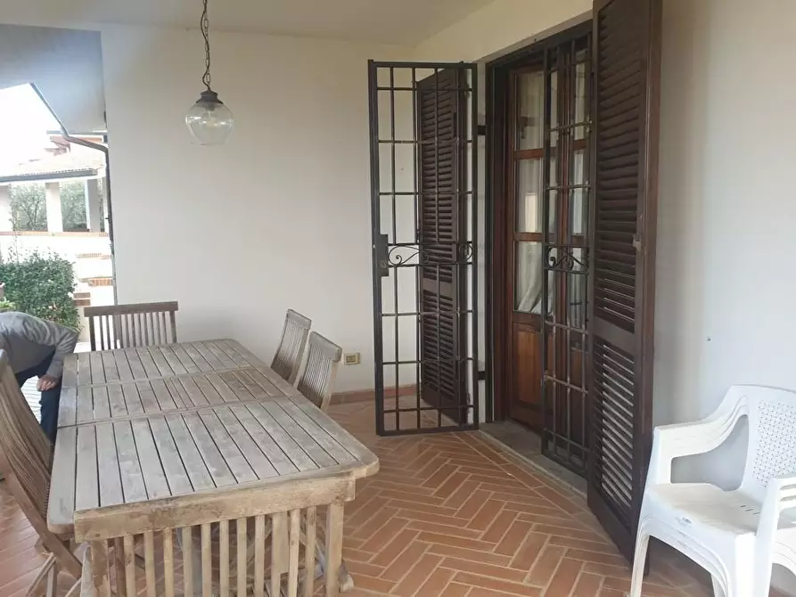 Immagine 7 di Villa in vendita  a Cecina