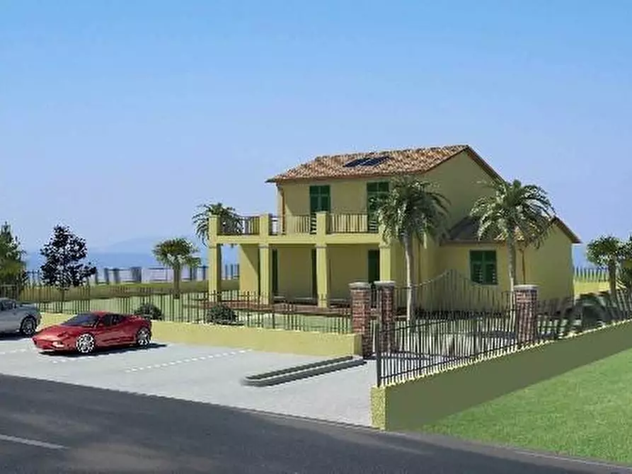 Immagine 4 di Villa in vendita  a Ortonovo