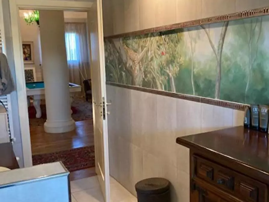 Immagine 11 di Appartamento in vendita  a Pontedera