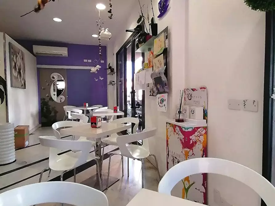 Immagine 3 di Bar / Ristorante in affitto  a Massa