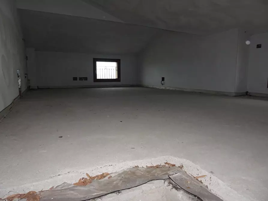 Immagine 6 di Appartamento in vendita  a Montopoli In Val D'arno