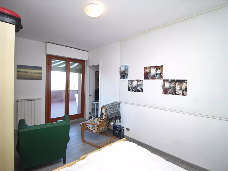 Immagine 3 di Appartamento in affitto  a Siena