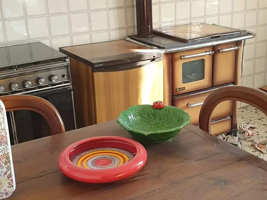 Immagine 3 di Casa indipendente in vendita  a Semproniano