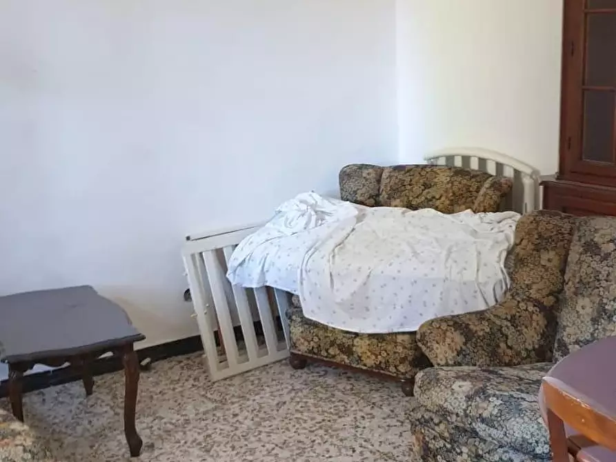 Immagine 11 di Casa indipendente in vendita  a Semproniano