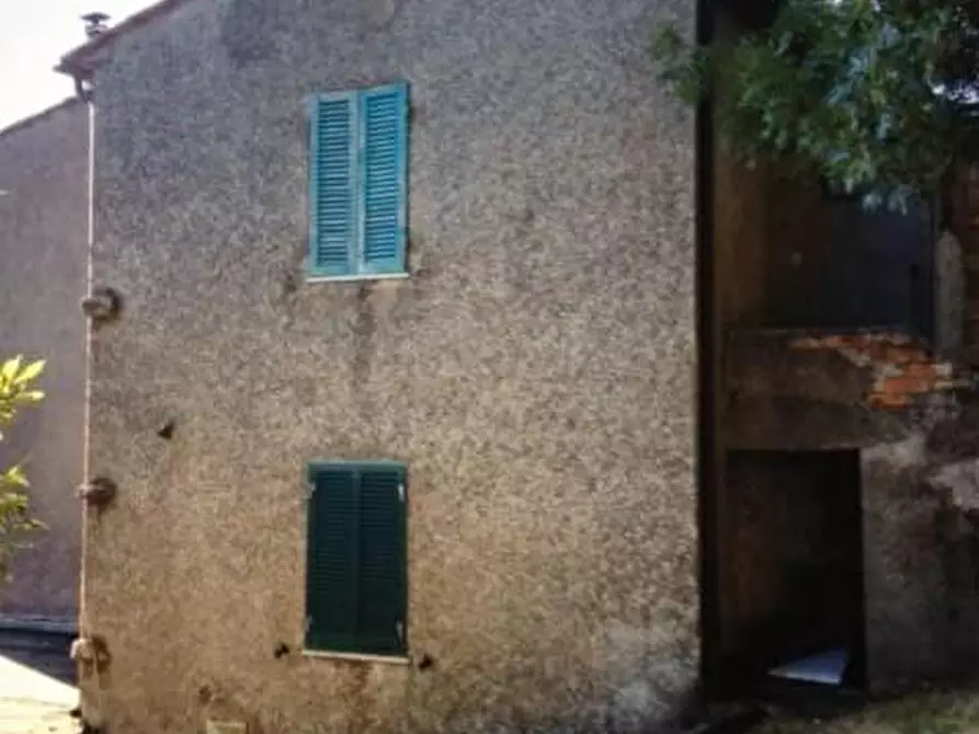 Immagine 1 di Casa indipendente in vendita  a Semproniano