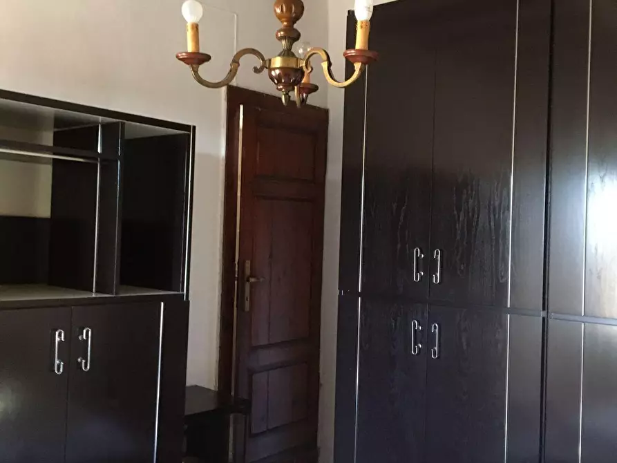 Immagine 21 di Appartamento in vendita  a Semproniano