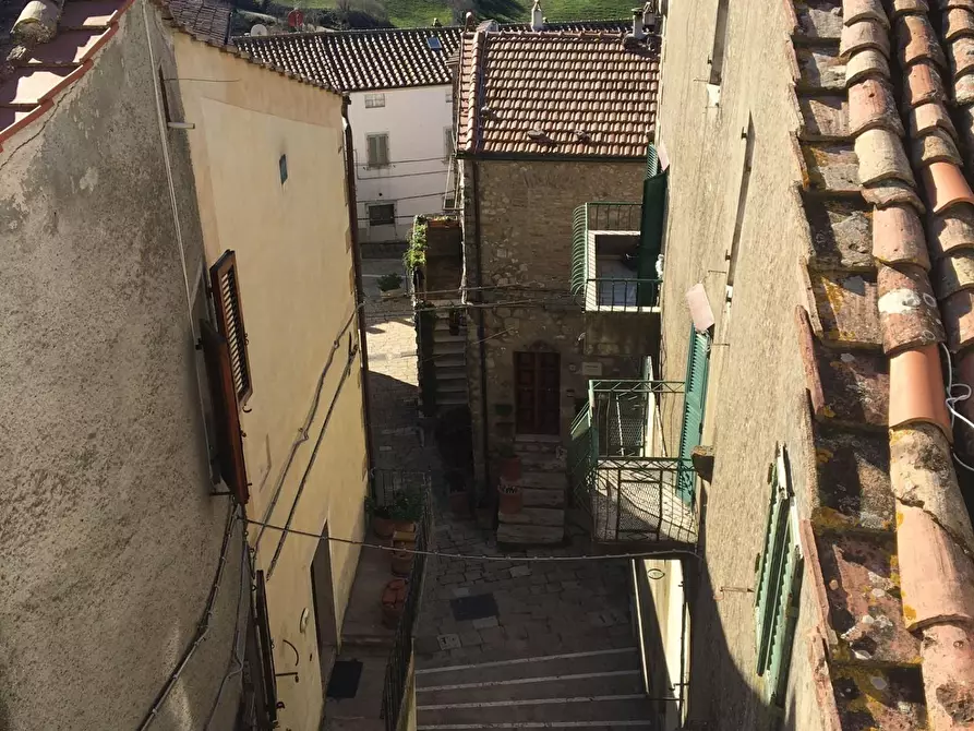 Immagine 5 di Appartamento in vendita  a Semproniano