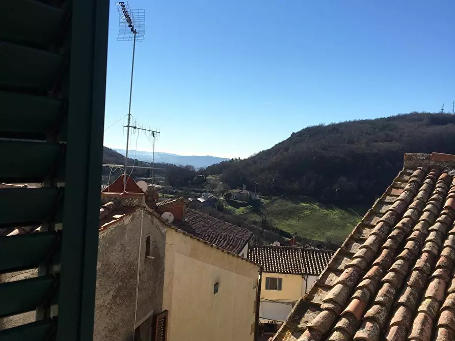 Immagine 30 di Appartamento in vendita  a Semproniano