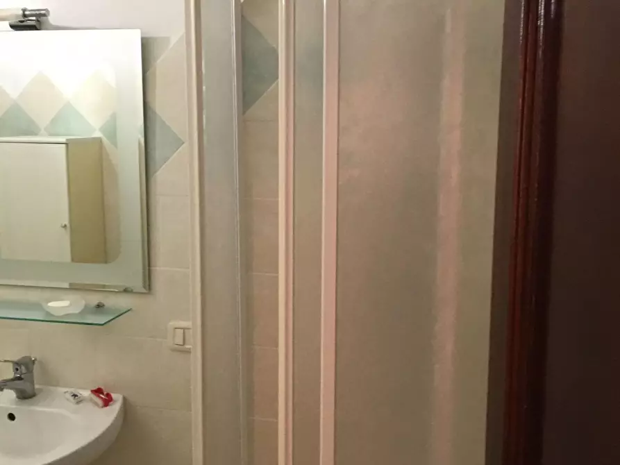 Immagine 7 di Appartamento in vendita  a Semproniano