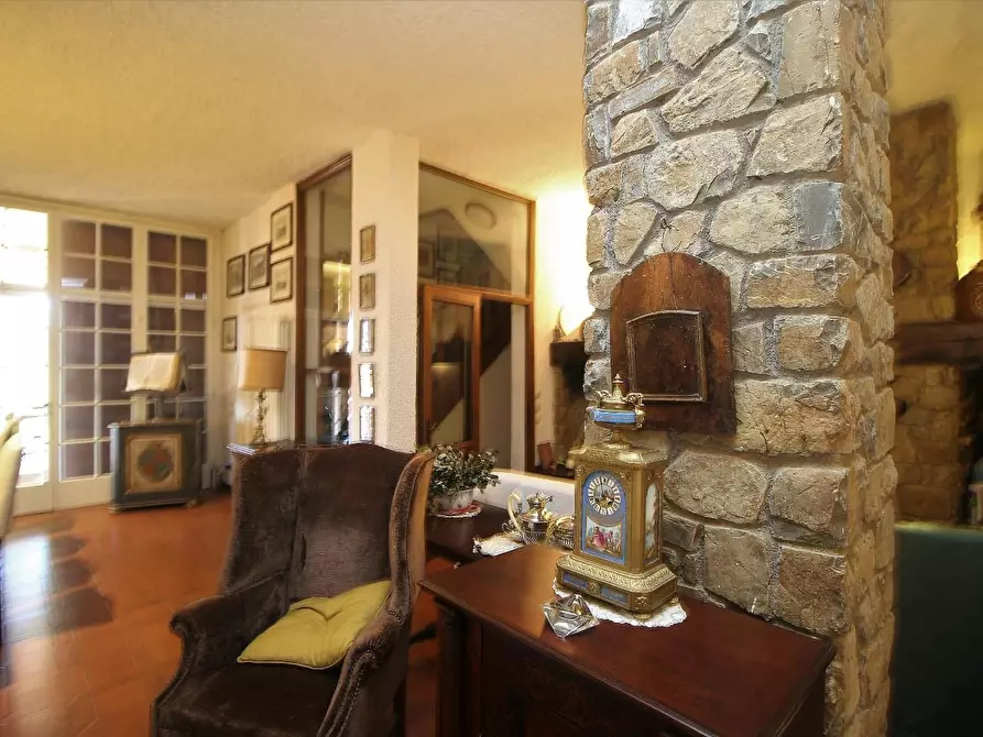 Immagine 19 di Porzione di casa in vendita  a Monteriggioni