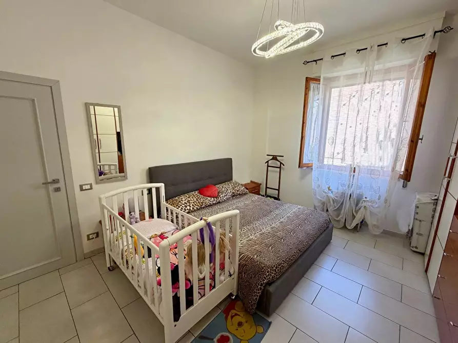 Immagine 5 di Appartamento in vendita  a Poggibonsi