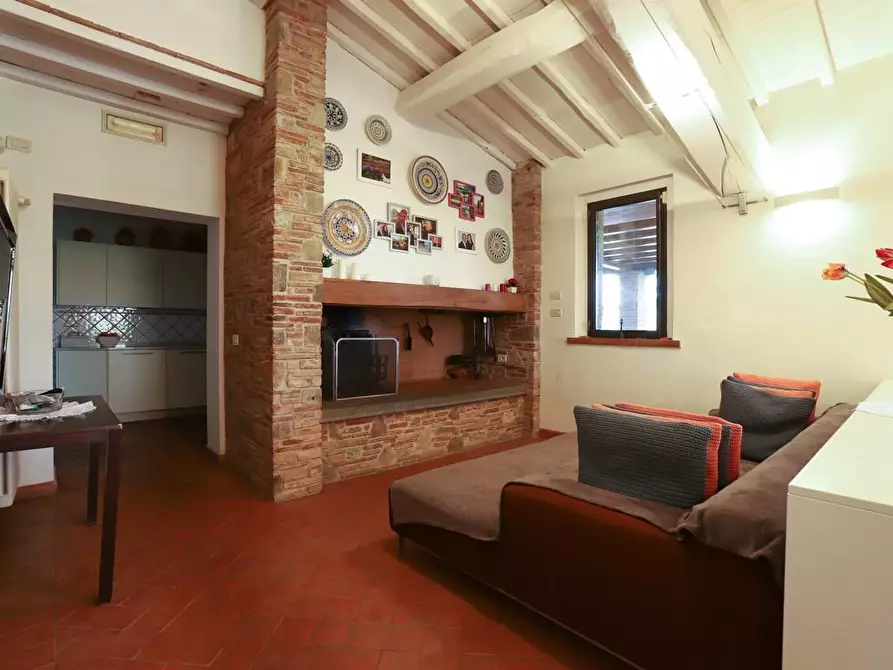 Immagine 53 di Rustico / casale in vendita  a Pisa