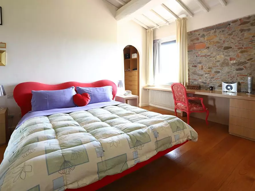 Immagine 72 di Rustico / casale in vendita  a Pisa