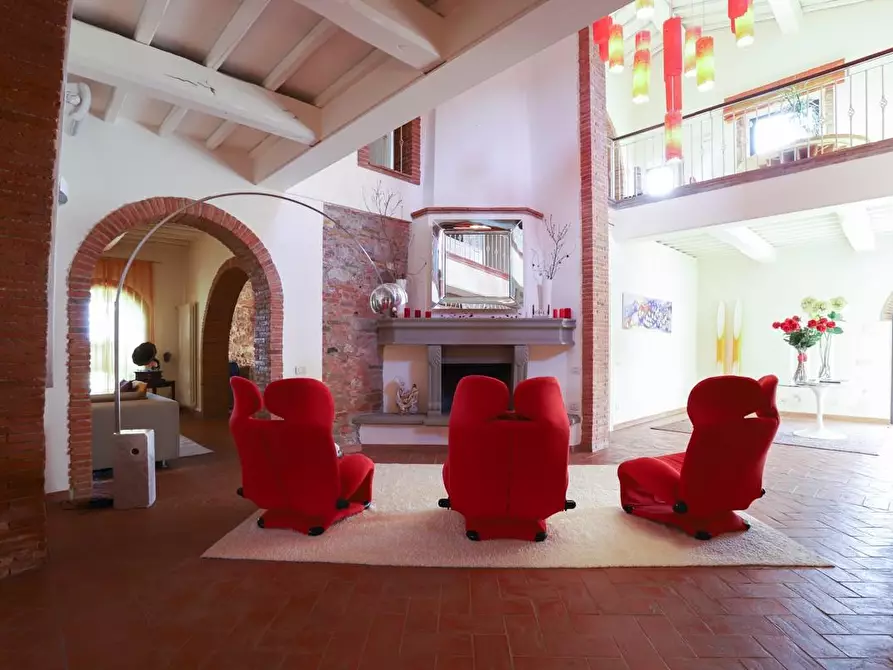 Immagine 61 di Rustico / casale in vendita  a Pisa