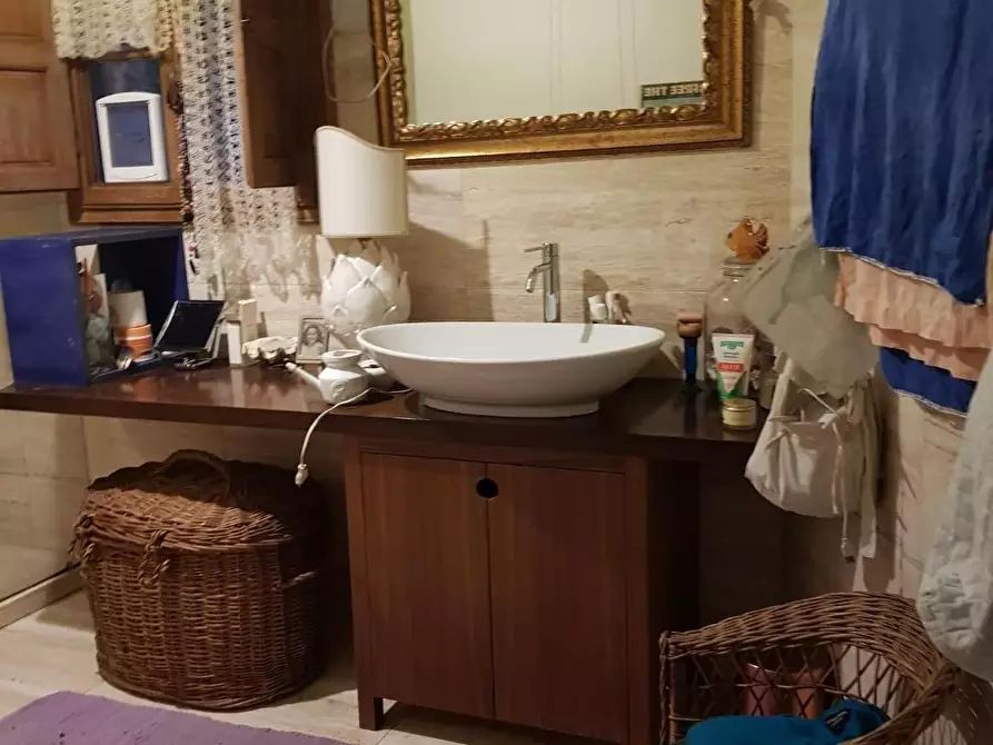 Immagine 8 di Rustico / casale in vendita  a Calci