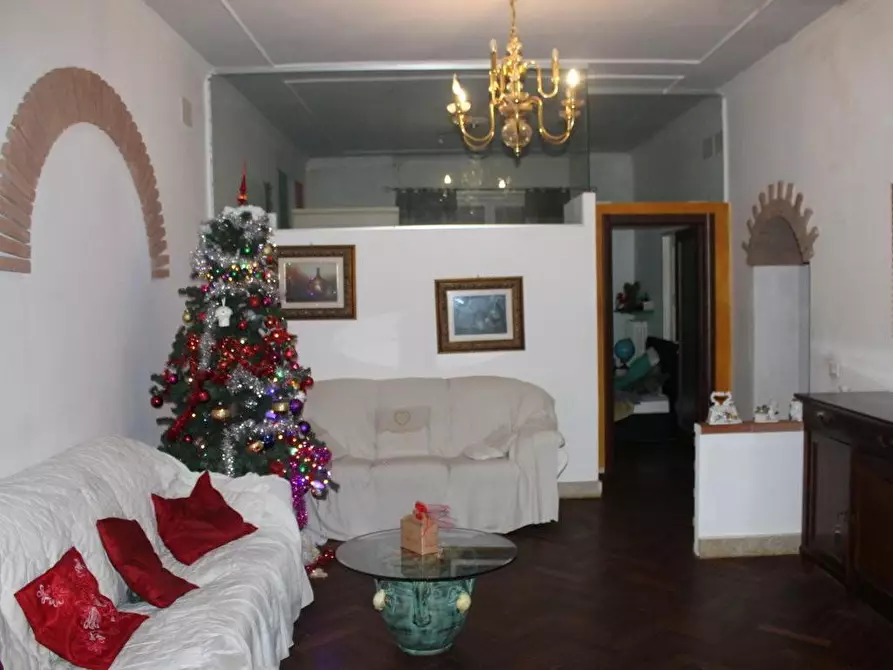 Immagine 5 di Appartamento in vendita  a Cecina