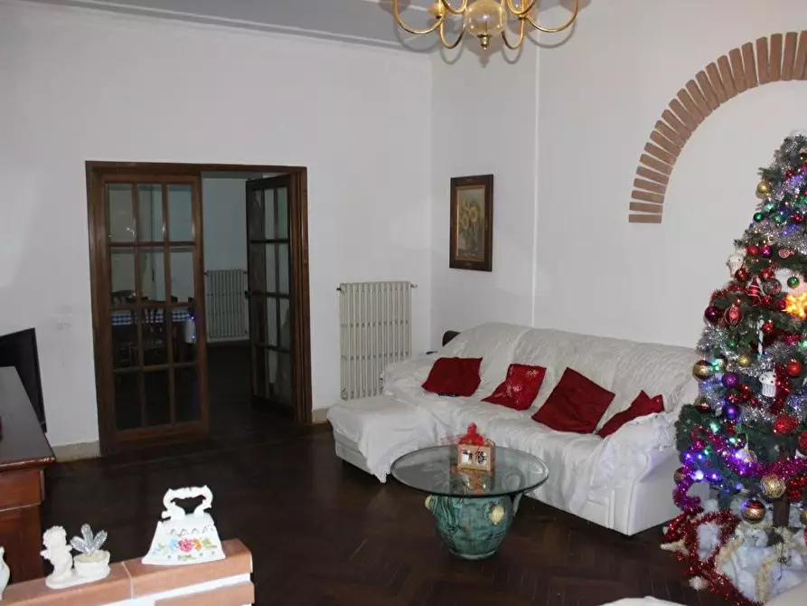 Immagine 8 di Appartamento in vendita  a Cecina