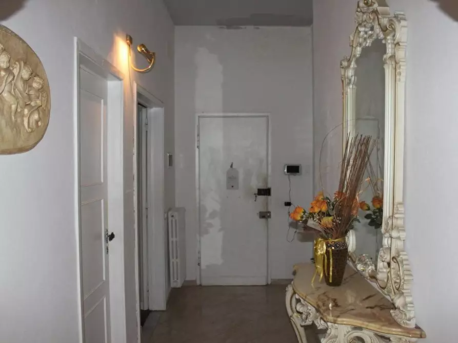 Immagine 21 di Appartamento in vendita  a Cecina