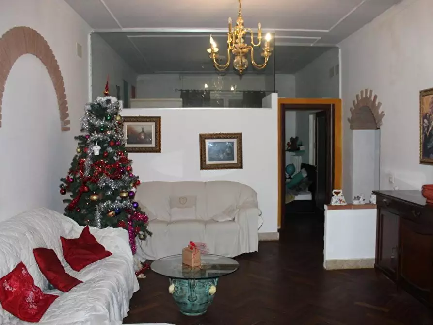 Immagine 4 di Appartamento in vendita  a Cecina