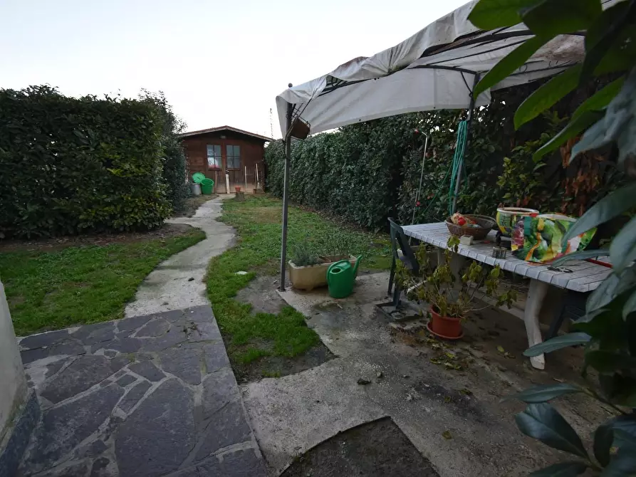 Immagine 18 di Appartamento in vendita  a Vecchiano