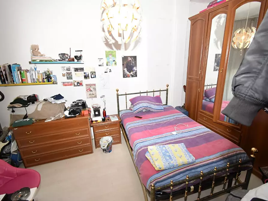 Immagine 10 di Appartamento in vendita  a Vecchiano