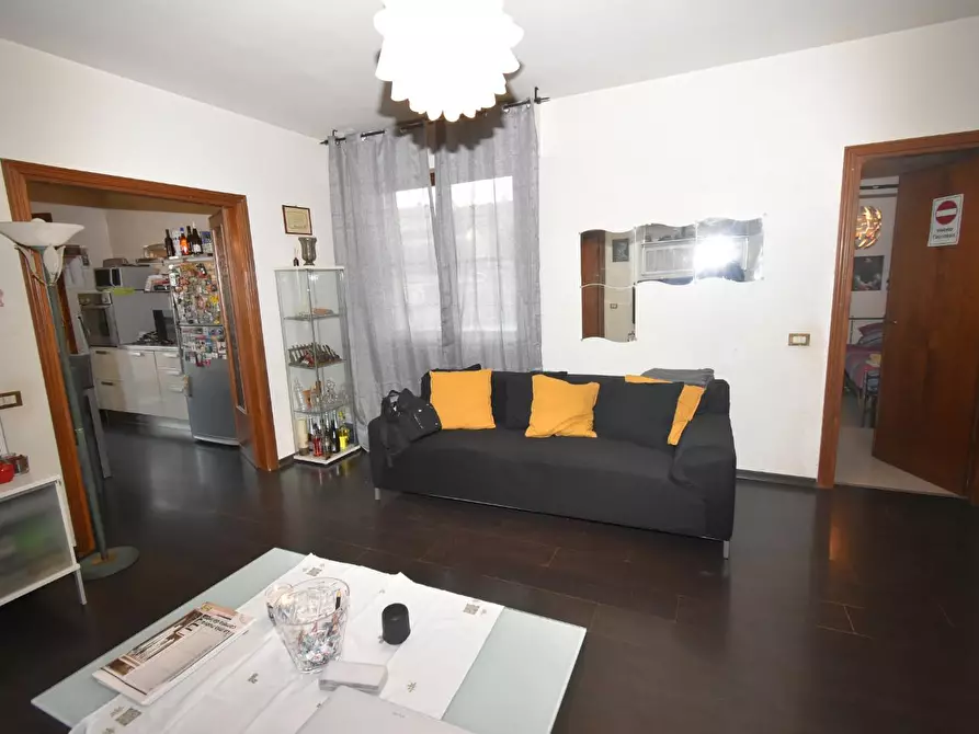 Immagine 3 di Appartamento in vendita  a Vecchiano