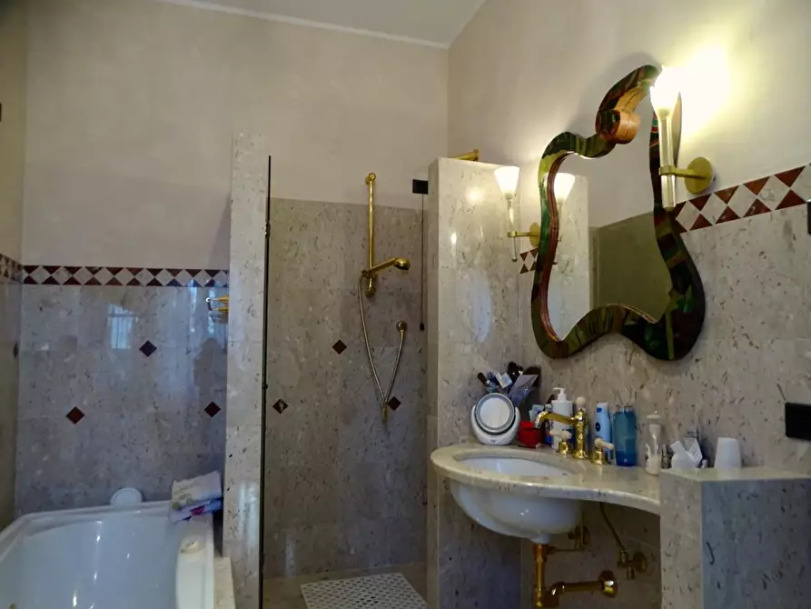 Immagine 43 di Azienda agricola in vendita  a San Miniato