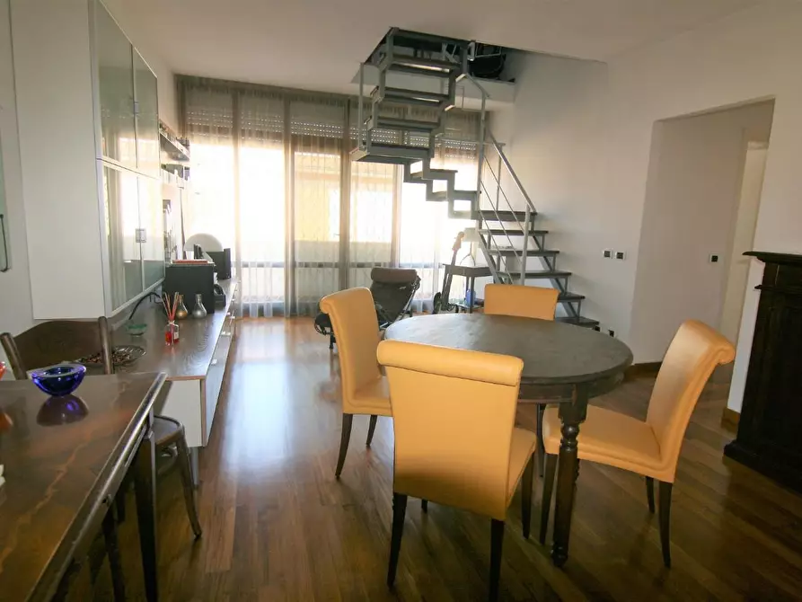 Immagine 4 di Appartamento in vendita  a Carrara