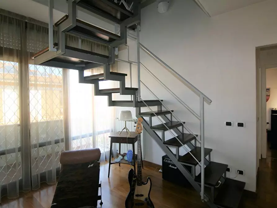 Immagine 7 di Appartamento in vendita  a Carrara