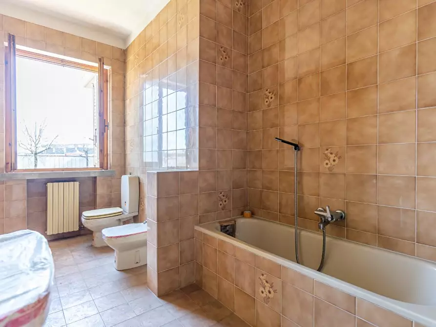 Immagine 39 di Appartamento in vendita  a Empoli