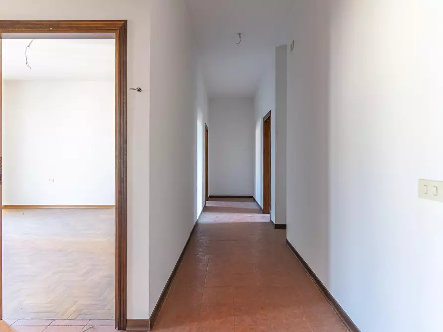 Immagine 18 di Appartamento in vendita  a Empoli