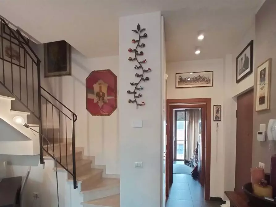 Immagine 5 di Appartamento in vendita  a Siena