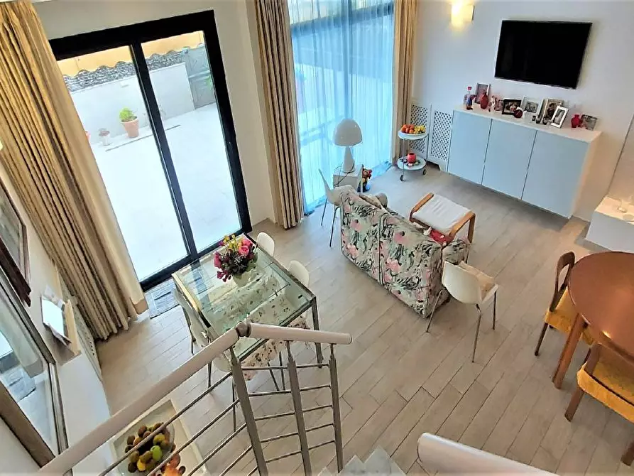 Immagine 7 di Appartamento in vendita  a Ameglia