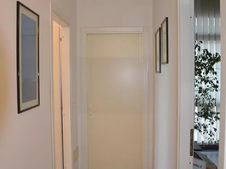 Immagine 5 di Ufficio in vendita  a San Giuliano Terme